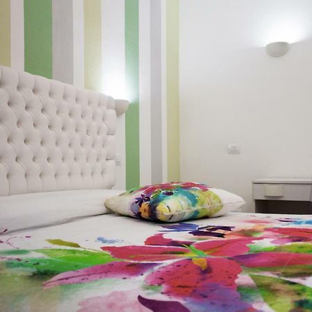 B&B L'Arcobaleno プーラ エクステリア 写真