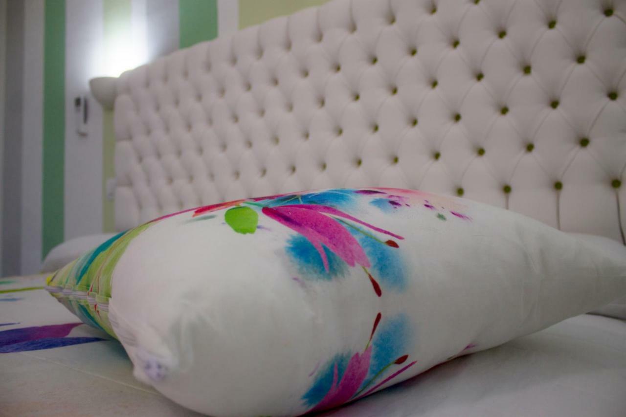 B&B L'Arcobaleno プーラ エクステリア 写真