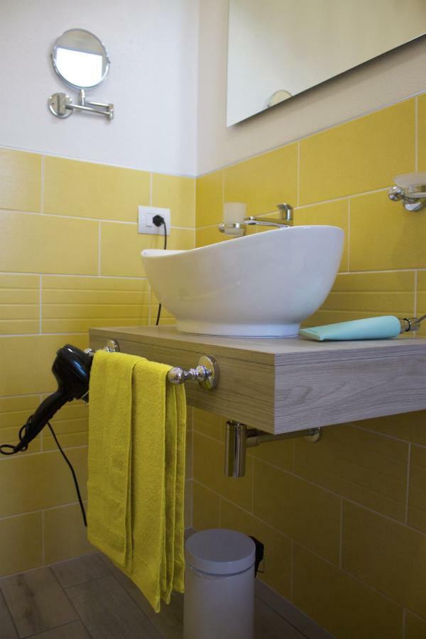 B&B L'Arcobaleno プーラ エクステリア 写真