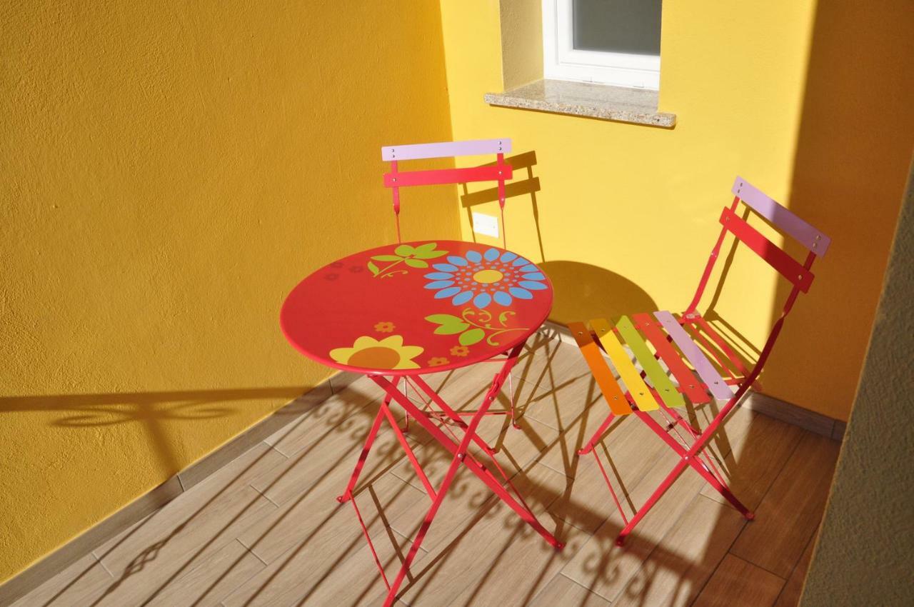 B&B L'Arcobaleno プーラ エクステリア 写真