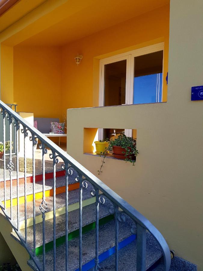 B&B L'Arcobaleno プーラ エクステリア 写真